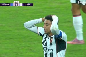 林皇仰天長嘆！林加德最后時刻踢飛失良機，怒吼+抱頭難以置信