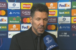 西蒙尼：定位球失分成比賽轉(zhuǎn)折點(diǎn)，阿森納是定位球?qū)＜易龅煤艹錾? >
                                        </div>
                                    </div>
                                                                        <div   id=