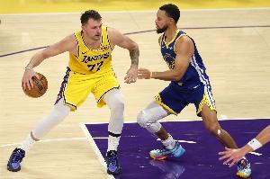 三后衛(wèi)+死亡五漏！77和小里掄冒煙又如何 湖勇的最大差距是防守？