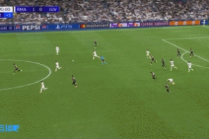 選擇不佳！皇馬反擊巴爾韋德分球貢薩洛射門被封堵，左邊兩人空擋