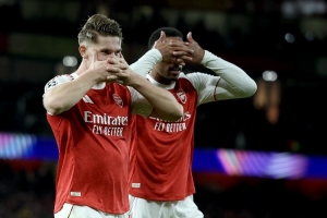 索爾斯克亞：約克雷斯是團(tuán)隊(duì)型中鋒，他積極努力而且非常機(jī)靈