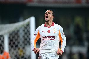 閃耀歐冠！薩內(nèi)本場(chǎng)7成功對(duì)抗、6傳中、5造機(jī)會(huì)等多項(xiàng)數(shù)據(jù)領(lǐng)跑