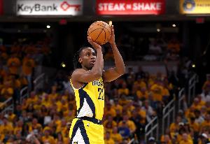 狀態(tài)一般！內(nèi)史密斯7中2僅拿5分7板  6犯離場(chǎng)