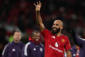 超值老詹！7500萬姆伯莫近3場3球1助曼聯(lián)3連勝，場場首發(fā)鐵打主力