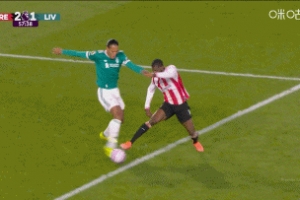 紅軍再丟一球！范戴克禁區(qū)線放倒瓦塔拉送點(diǎn)！蒂亞戈點(diǎn)射破門