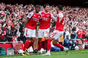 5戰(zhàn)全勝轟入10球！阿森納10月各項賽事零封對手，強勢領跑英超