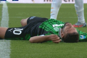 意媒：貝拉爾迪被撞倒地后感覺頭暈，送到醫(yī)院檢查后表示一切都好