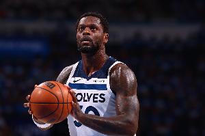 火力全開！蘭德爾18中11砍全隊最高31分外加4板6助 罰球10中8