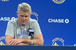 科爾：波杰&穆迪&庫明加3個人同時發(fā)揮還是第一次 這非常令人振奮