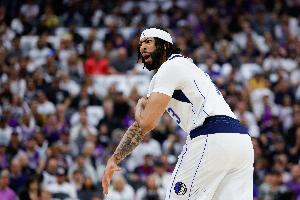 濃眉：我們?yōu)樽约籂?zhēng)取贏球機(jī)會(huì) 每場(chǎng)都會(huì)堅(jiān)持戰(zhàn)斗到最后一刻