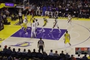 錯失機會！拉拉維亞拋射不中 范德比爾特補籃也丟