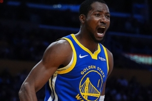 巴特勒：希望庫明加繼續(xù)保持這種狀態(tài) 繼續(xù)進攻&接受防守挑戰(zhàn)