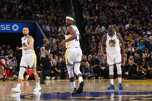 巴特勒談隊(duì)內(nèi)氛圍：全隊(duì)面帶笑容互開玩笑 這才是籃球該有的樣子