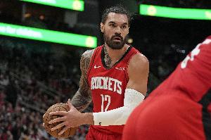 海王？是板王！亞當斯6中5高效砍12分12板2助 拼下8前場板！