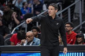 戴格諾特談31-11攻擊波：進(jìn)攻整體打得不錯 創(chuàng)造了優(yōu)質(zhì)投籃機(jī)會