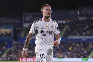 記者：受傷猜測是虛驚一場，馬斯坦托諾正隨隊(duì)備戰(zhàn)瓦倫西亞