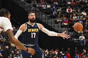 楊健：瓦蘭問題和楊瀚森一樣只能站籃下 他要在開拓者也打不上