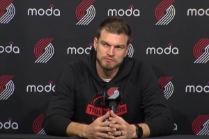 小個陣容是常規(guī)武器還是奇招？斯普利特：這取決于現(xiàn)有陣容特點