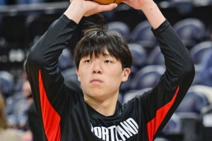 楊?。豪锼钩蔀榱碎_拓者內線的第四選擇 楊瀚森變成第五選擇了