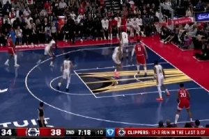 起勢(shì)了！比爾助攻巴圖姆命中三分&快船15-3打停鵜鶘