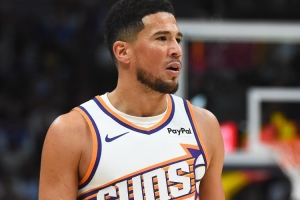 全能發(fā)揮！布克23中13&三分9中6砍下36分5板9助 正負值+19！