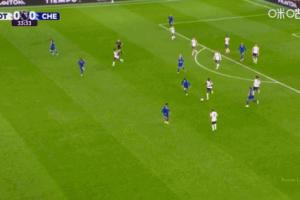 嘆為觀止！1億歐凱塞多的炸裂助攻：連續(xù)2次瘋狂搶斷+極限拼搶