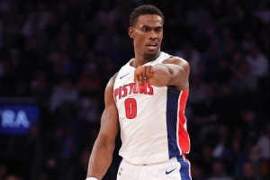 16中13砍33分！活塞主帥：杜倫是統(tǒng)治級(jí)表現(xiàn) 今天完全掌控了禁區(qū)