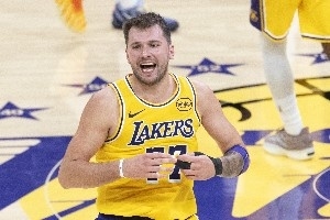 賽季場(chǎng)均35+球員現(xiàn)役僅哈登一人 大帥50+恐無(wú)來(lái)者 下一個(gè)會(huì)是誰(shuí)？