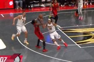 拓掘裁判報告：無錯漏判！卡馬拉約基奇爭球沒問題 戈登打手無疑