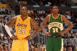 籃球偶像是誰？KD：努力去接近科比和喬丹 想像老詹那樣打到40歲