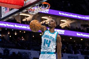 好內線！迪亞巴特9中7高效拿下17分12板1帽 6前場板