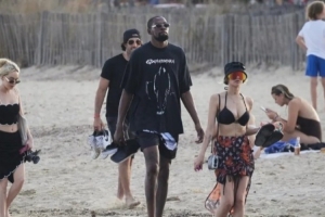 杜蘭特：曾和一位女孩同居 我讓她每周來(lái)兩次第二天早晨就趕緊走