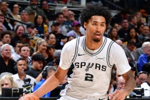 卡斯爾談哈珀：我不知道他發(fā)生了啥 據(jù)我所知他周四打湖人會出戰(zhàn)