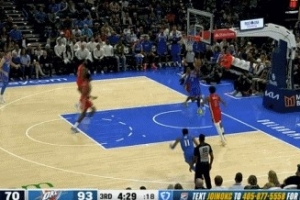 探囊取物！亞歷山大反籃上進(jìn) 本場(chǎng)已砍21分&連續(xù)79場(chǎng)20+