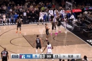 太可惜！埃奇庫(kù)姆中路起飛滑翔 戰(zhàn)斧隔扣克拉克斯頓未果