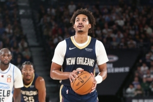 盧尼談普爾：現(xiàn)在成熟多了 知道什么時候該自己打還是該串聯(lián)隊友