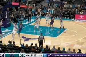 神似克萊！克尼佩爾底角再中三分 22分刷新生涯紀(jì)錄