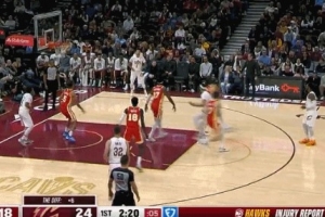 今天投籃有譜！大球追身空位三分+底角急停中投自信出手都命中！