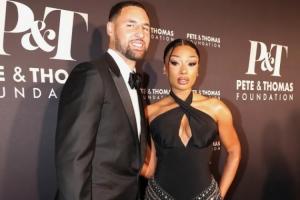 被榨干了？克萊本賽季場均僅8.7分&命中率33.3% 多項數(shù)據(jù)創(chuàng)新低