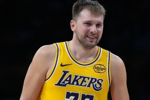 如何找回準(zhǔn)星？東契奇：努力獲得更好的出手機(jī)會(huì) 忘掉投丟的球