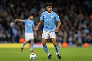 勤勤懇懇，努內(nèi)斯9次搶斷、贏得7次對(duì)抗均為曼城球員中最多