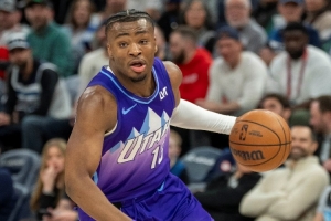 哈迪：科利爾已經(jīng)被激活 會看看他今晚是否出戰(zhàn)