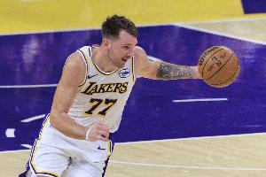 湖人開拓者二番戰(zhàn)東里詹至少5人缺戰(zhàn) 此前首次交手同樣有7人缺戰(zhàn)