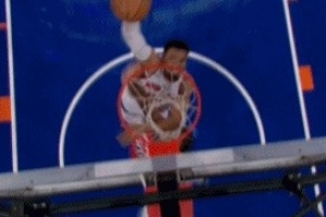 欺負(fù)人啊！唐斯強(qiáng)碾薩爾直接單臂隔扣