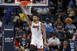 阿德巴約：我以兄弟身份和韋爾相處而非隊(duì)長姿態(tài) 我更像他的導(dǎo)師