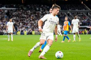 皇馬舊將：居萊爾還需要更加努力，應(yīng)以莫德里奇為學(xué)習(xí)榜樣