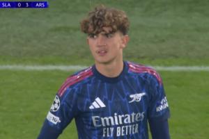 15歲308天！道曼替補(bǔ)登場(chǎng)，成為歐冠有史以來(lái)最年輕登場(chǎng)球員