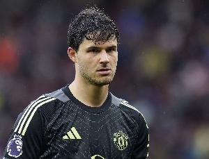 曼聯(lián)總監(jiān)：我們一年前就開始關(guān)注拉門斯，去年夏窗比今年混亂多了