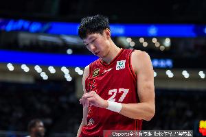 統(tǒng)治籃下助四川小組賽全勝！周琦：淘汰賽不容有失