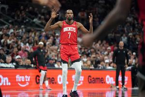 KD頻遭包夾？烏度卡：很熟悉這種防守 他和球隊(duì)都得想辦法破局